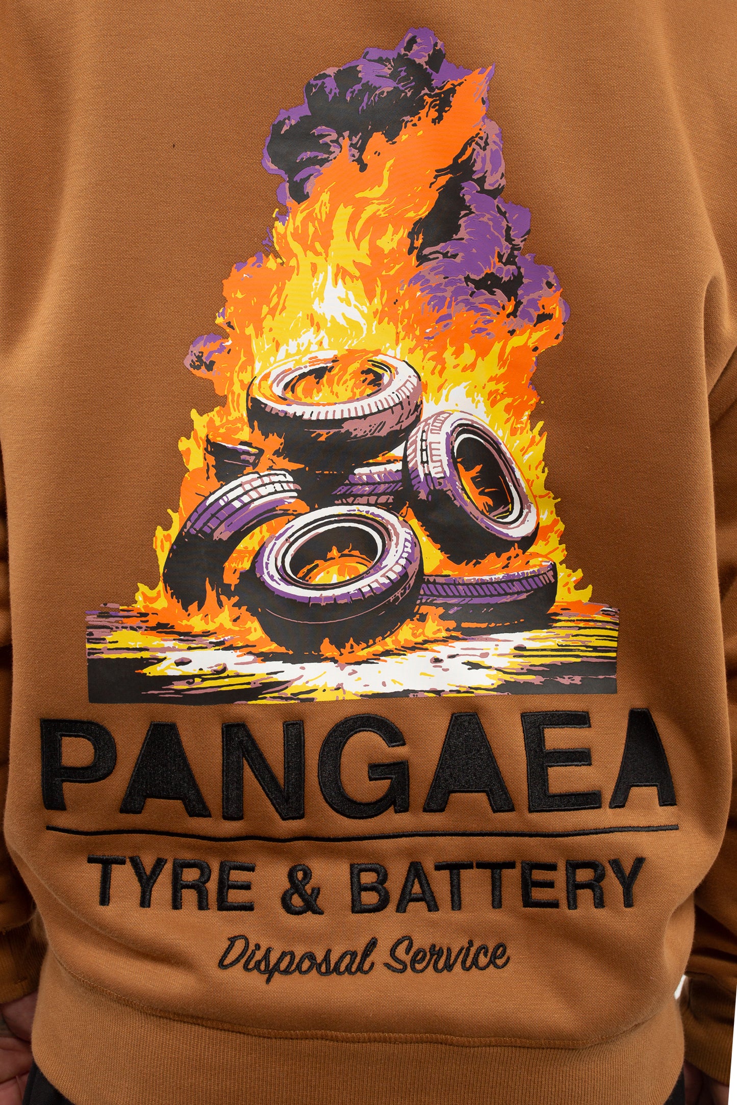 Service Crewneck - Brown